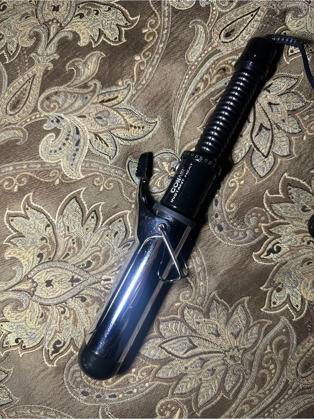 Black Ceramic Styling Curling Iron with Clamp - CONAIR